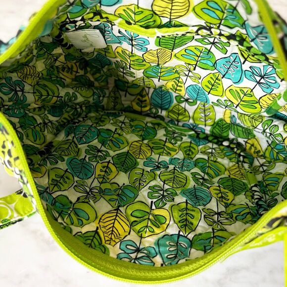 Vera Bradley Limes Away Clare Crossbody Shoulder Bag Purse Zip Top Pockets - Picture 10 of 10